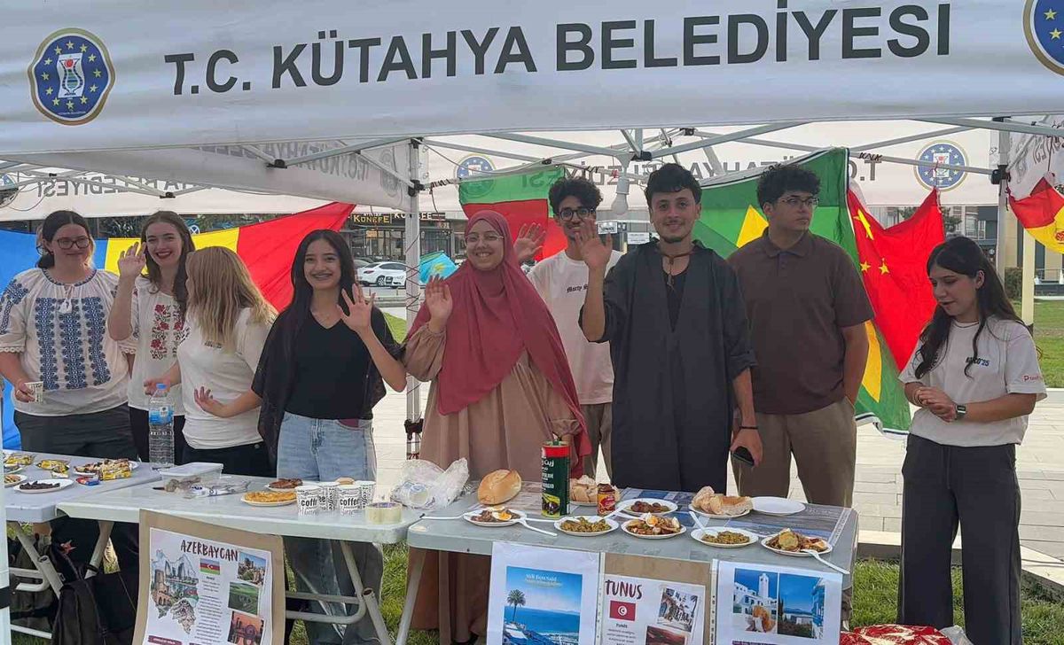 Kütahya'da Kültür Panayırı: Dört Ülkenin Lezzetleri Buluştu