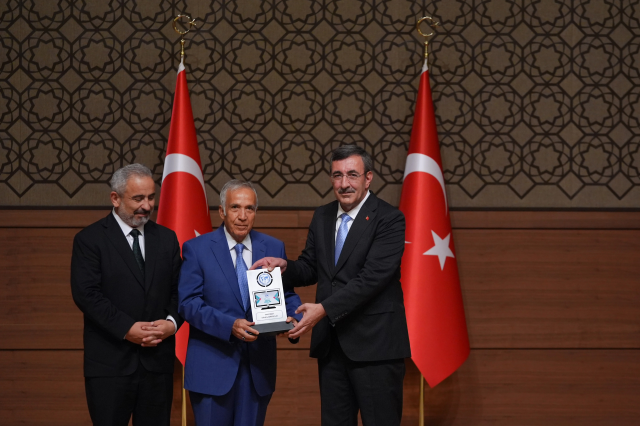 yavuz donat 11 anadolu medya o 13131990 7256 1 m