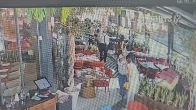zeytinburnunda restorana silah 20139968 5993 1 m