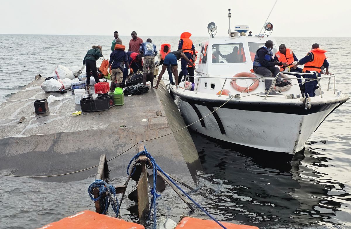 Zimbabve Devlet Başkanı Mnangagwa'dan Kariba Gölü'ndeki Tekne Kazasına Taziye ve Güvenlik Talimatı