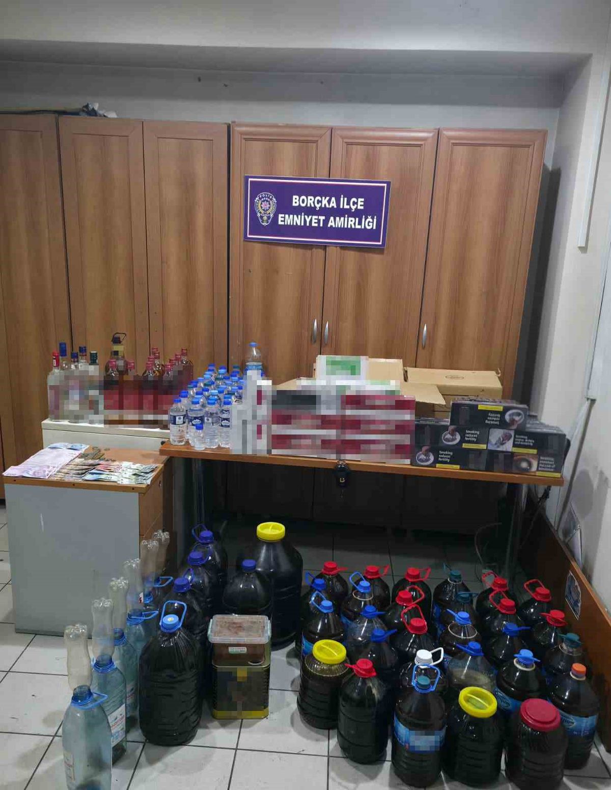 Artvin'de Kaçak Bal ve Alkol Operasyonu