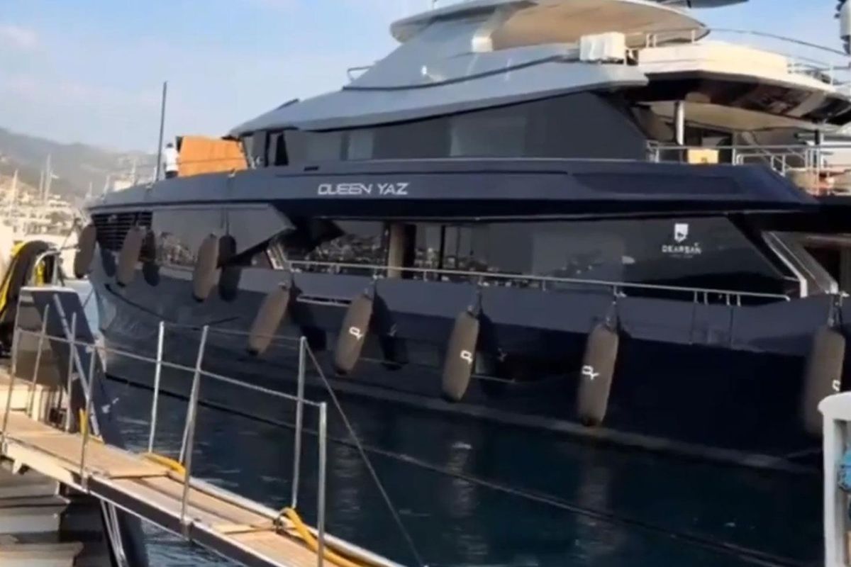 Aziz Yıldırım'ın 2 milyar TL'lik dev yatı Bodrum'da görüntülendi