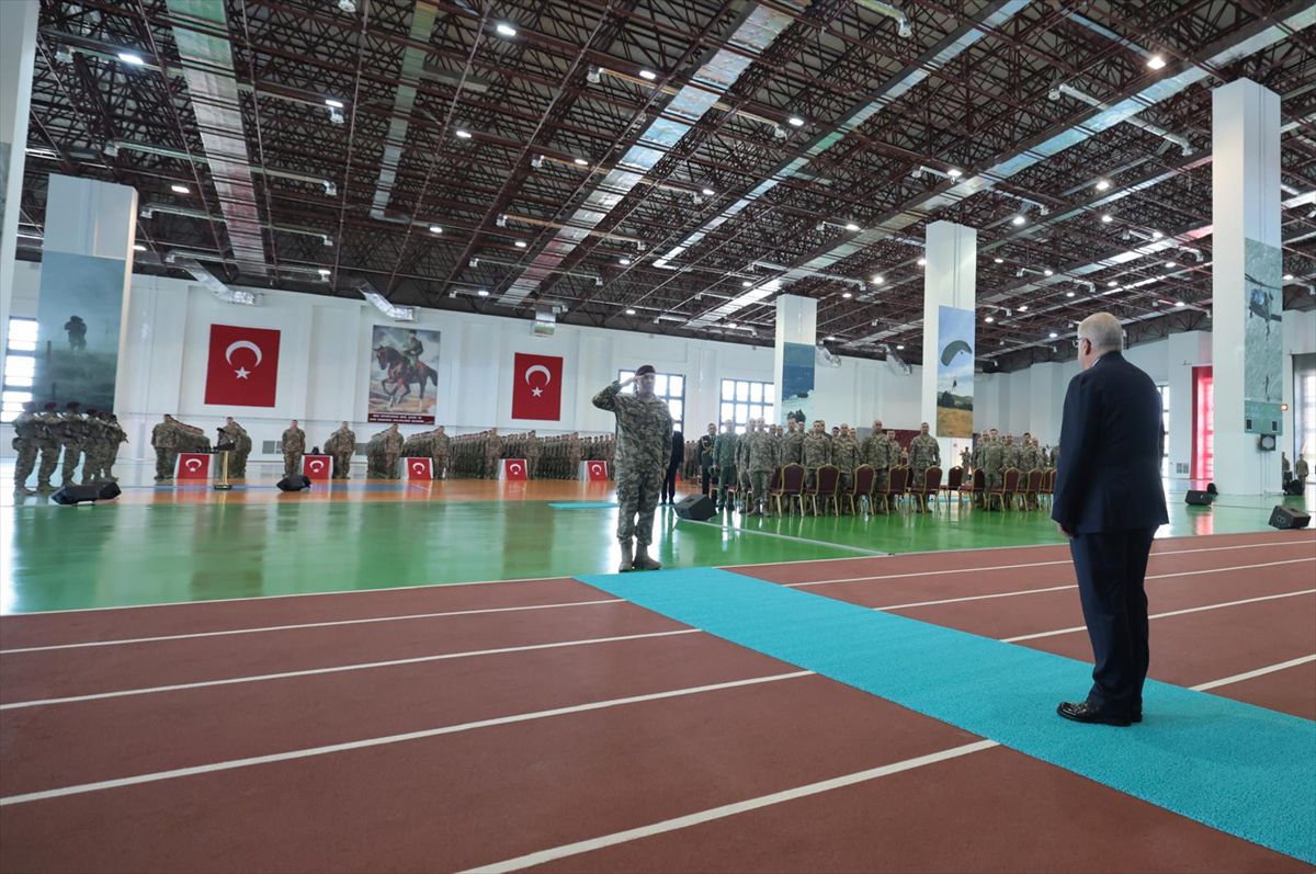 Bakan Güler Özel Kuvvetler Kursu Kapanış Töreni’ne Katıldı