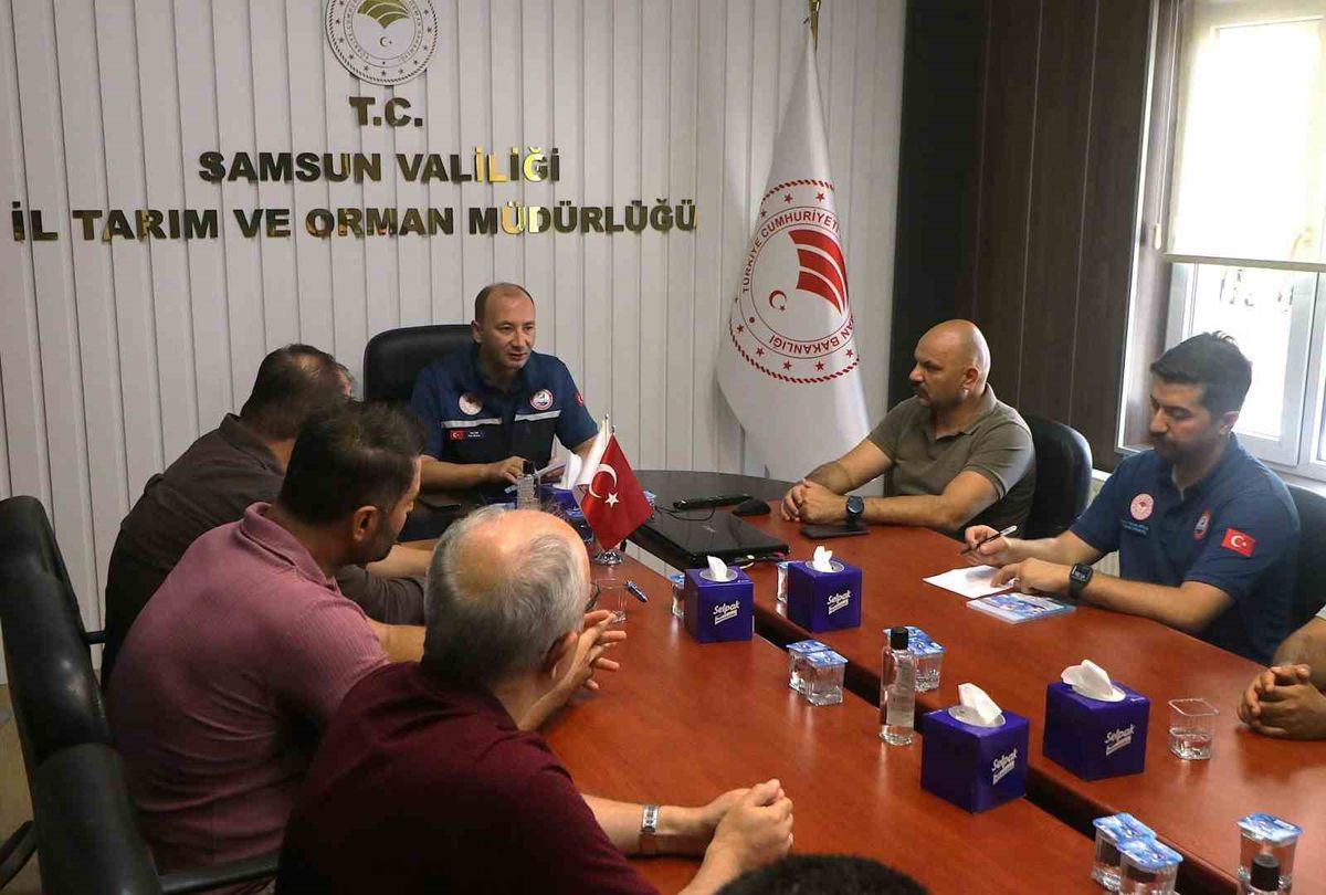 Samsun'da yeni av sezonu öncesi balıkçılara bilgilendirme