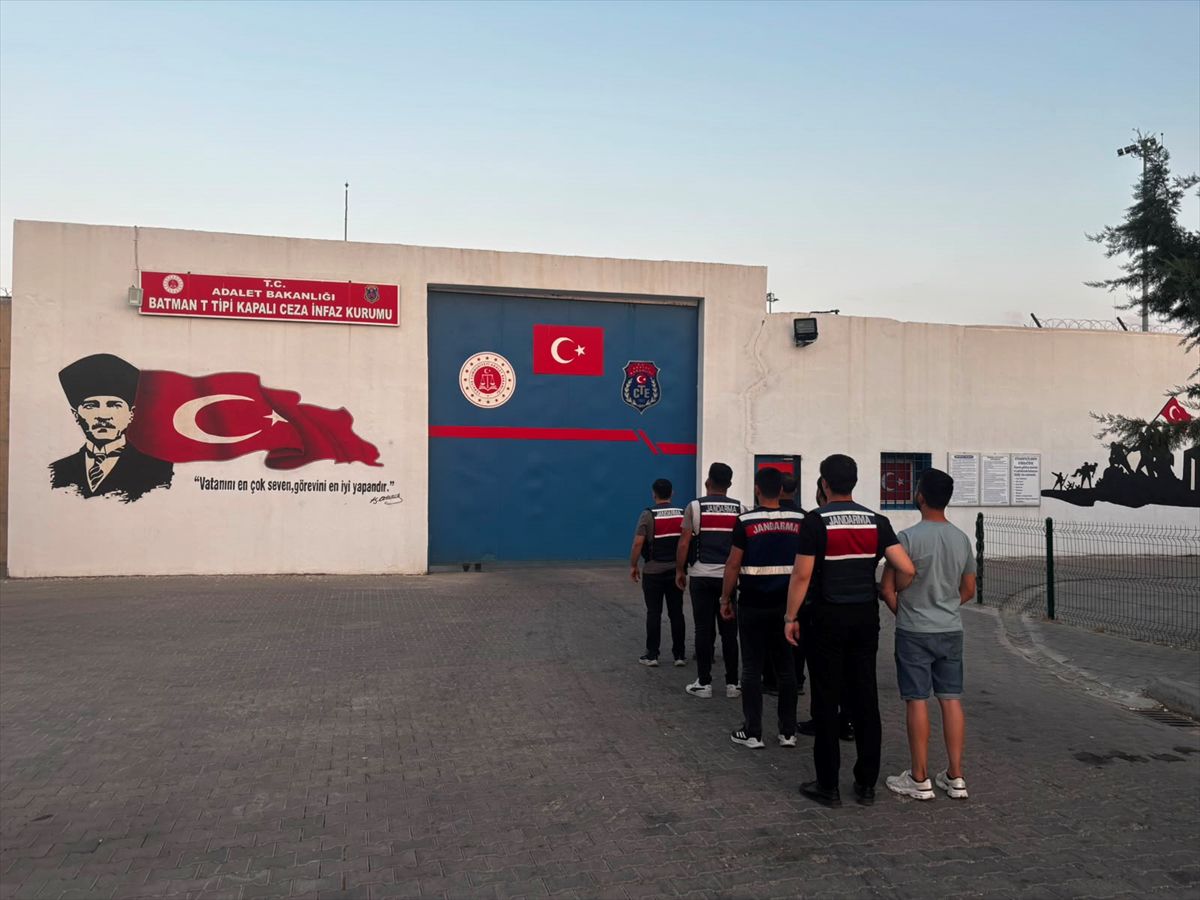 Kripto dolandırıcılığında 4 tutuklama