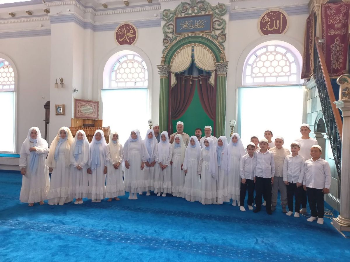 Burhaniye'de Yaz Kur'an Kursu Coşkuyla Tamamlandı