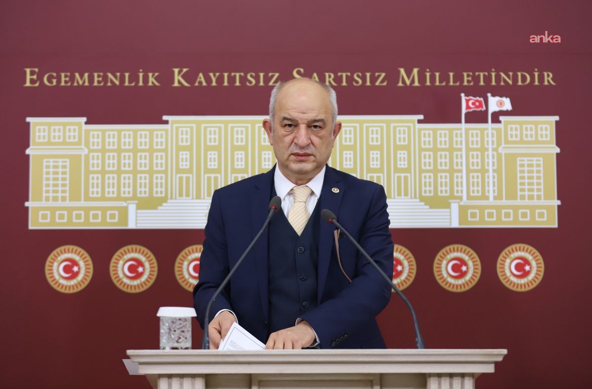 Yeni Yol Partisi, CHP’li Kasap’ın katılımıyla TBMM’de grup kurma sayısına ulaştı