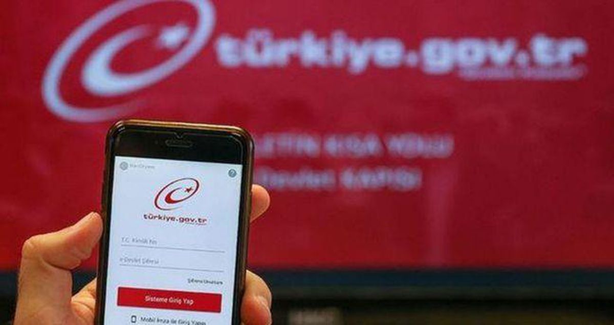 e-Devlet çöktü mü, e- Devlet sorun mu var, neden girilmiyor? 14 Ağustos e-Devlet ne zaman düzelecek?
