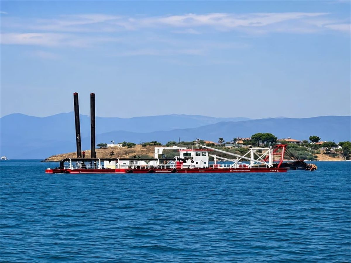 Fethiye Körfezi'nde Dip Çamuru Temizliği Başlıyor