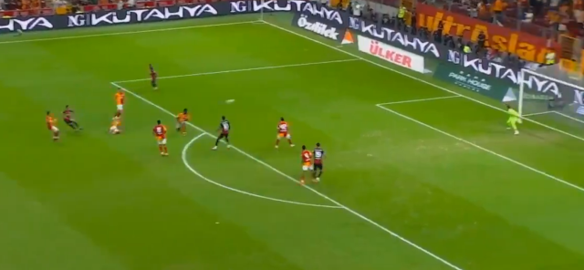 galatasaraya corum fk soku 2 d 20146421 2080 1 m