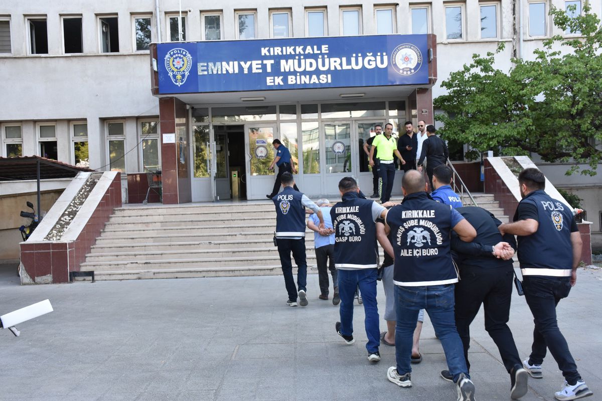 Kırıkkale'de derin dondurucuda 10 yıl saklanan cesetle ilgili 17 şüpheli gözaltında