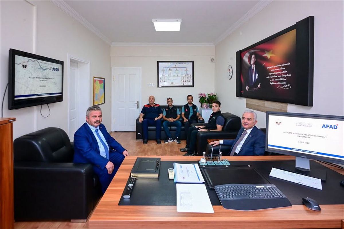 Kırklareli Valisi AFAD'ı ziyaret etti