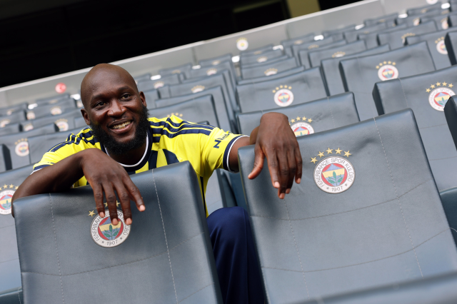 lukakunun fenerbahcedeki forma d6bfa540eb 3147 2 m