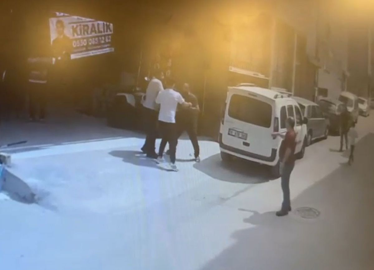 Bursa'da Dükkan Kavgası: 6 Yaralı, 4 Gözaltı