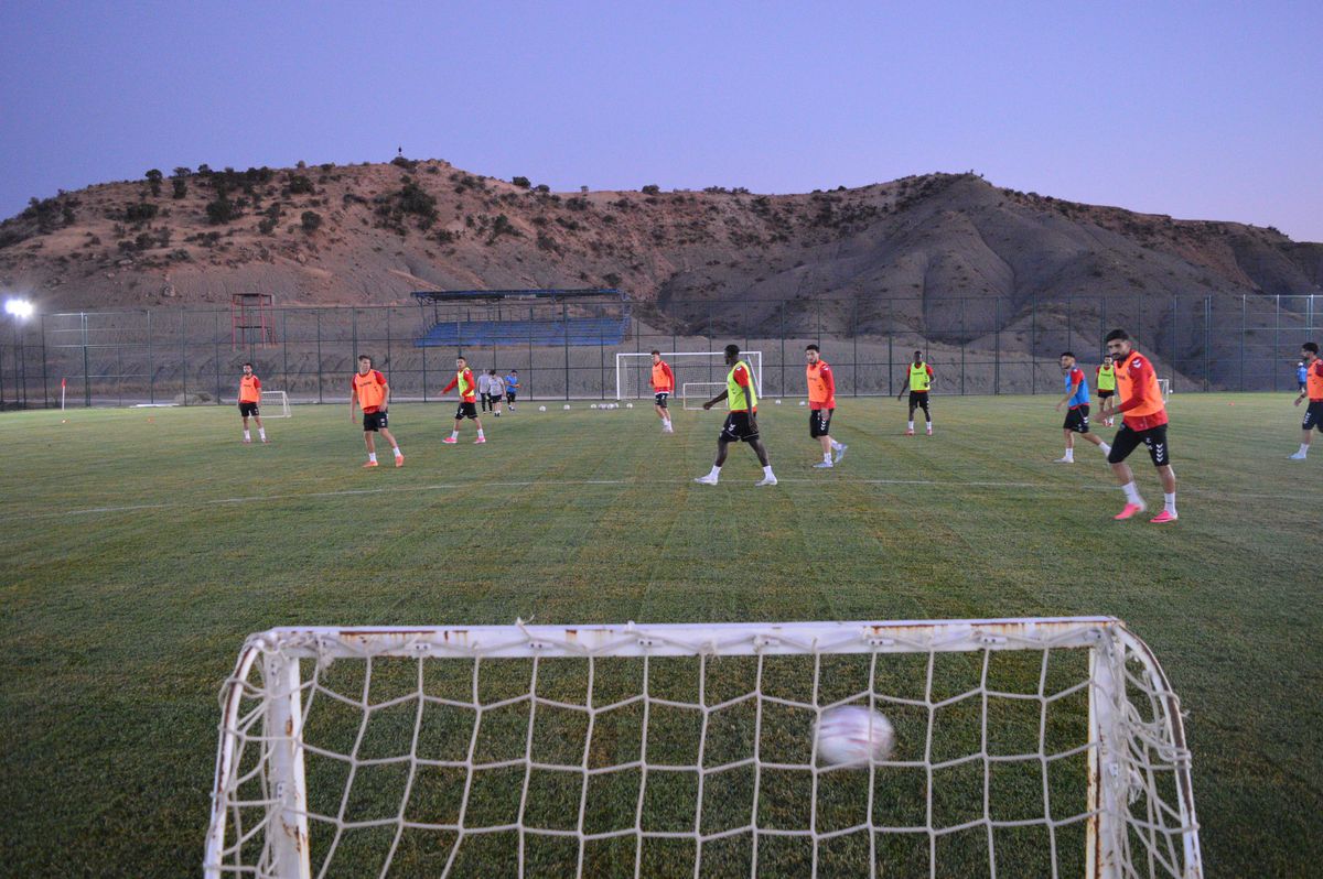 Mardin 1969 Spor, Antalyaspor Maçı Hazırlıklarını Sürdürüyor