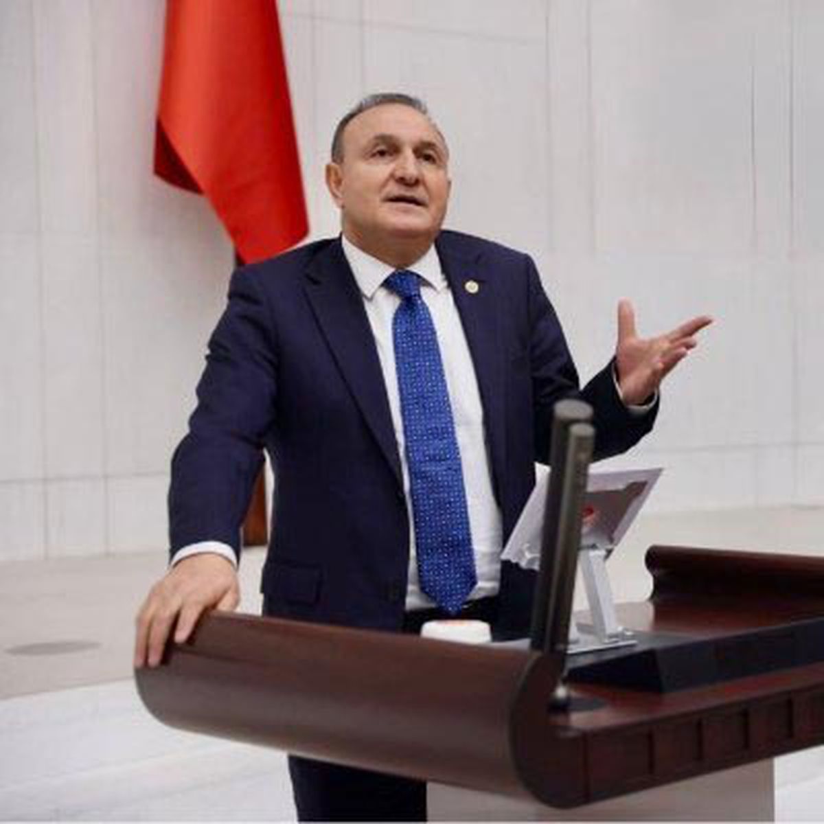 İYİ Parti’den Bir İstifa Daha: Aydın Milletvekili Ömer Karakaş Partisinden Ayrıldı