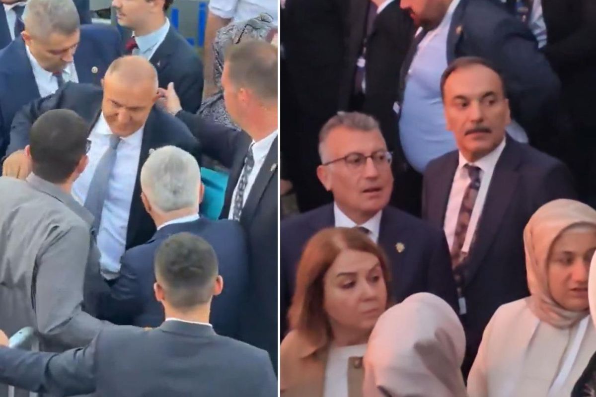 Partilerinden istifa eden milletvekilleri Ömer Karakaş ve Mustafa Bilici AK Parti’nin 25. yıl programına katıldı