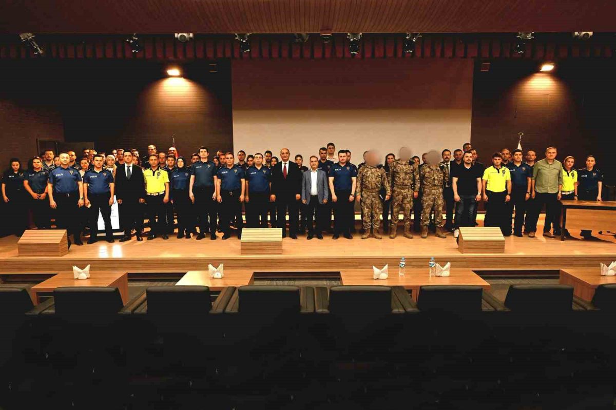 Emniyet Personeline İntihar Farkındalık ve Kriz Yönetimi Seminerleri