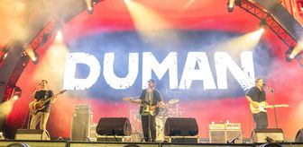 Rock Tutkunları İstanbul Festivali’nde Buluştu; Dedublüman ve Duman’dan Unutulmaz Gece