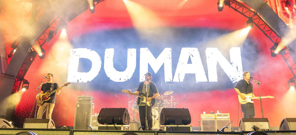 Rock Tutkunları İstanbul Festivali’nde Buluştu; Dedublüman ve Duman’dan Unutulmaz Gece