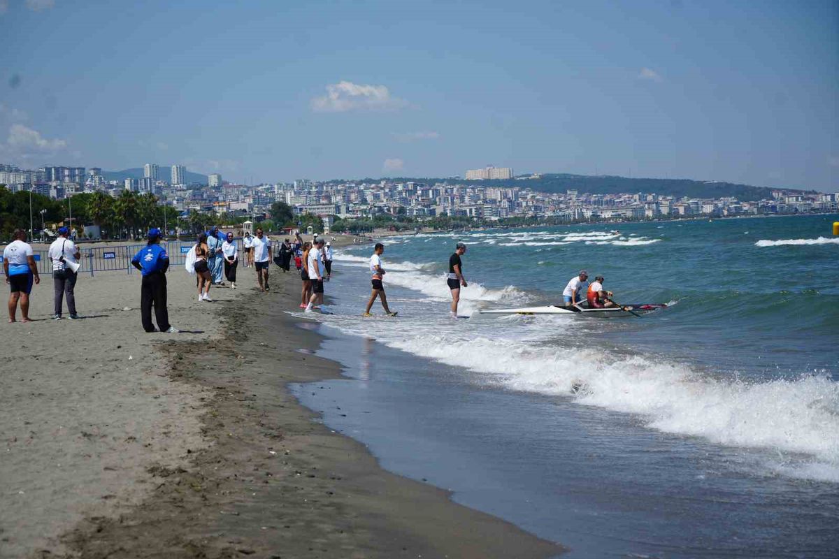Samsun'da 3 gün denize girmek yasak: Valilikten kritik uyarı