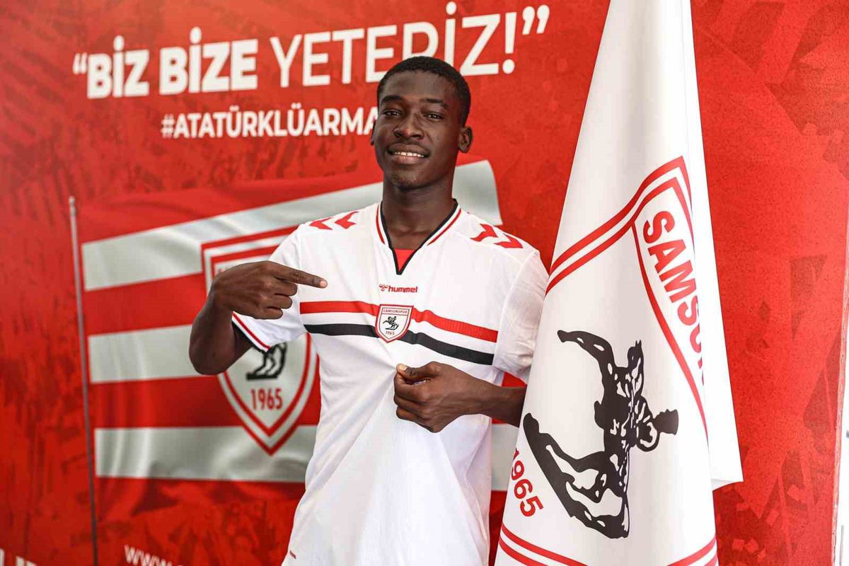Samsunspor, 18 yaşındaki Çadlı orta saha Mbatoloum Daniel ile 5 yıllık sözleşme imzaladı