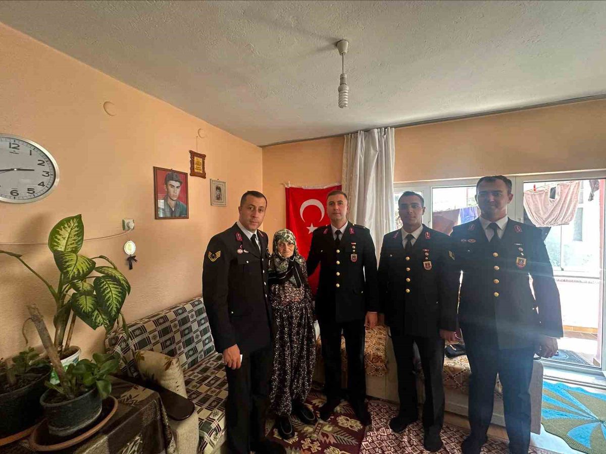 Şehit Ekrem Pehlivan’ın Ailesine Vefa Ziyareti