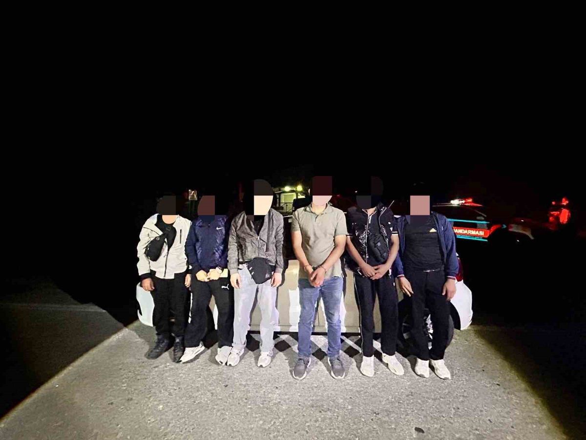 Uzunköprü'de 5 düzensiz göçmen yakalandı, 1 şüpheli gözaltında