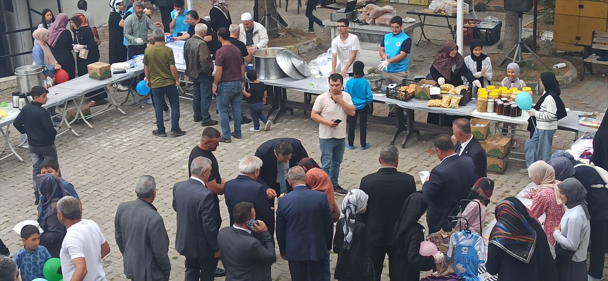 Yeşilyurt'ta Gazze'deki yetim ve öksüz çocuklar yararına kermes
