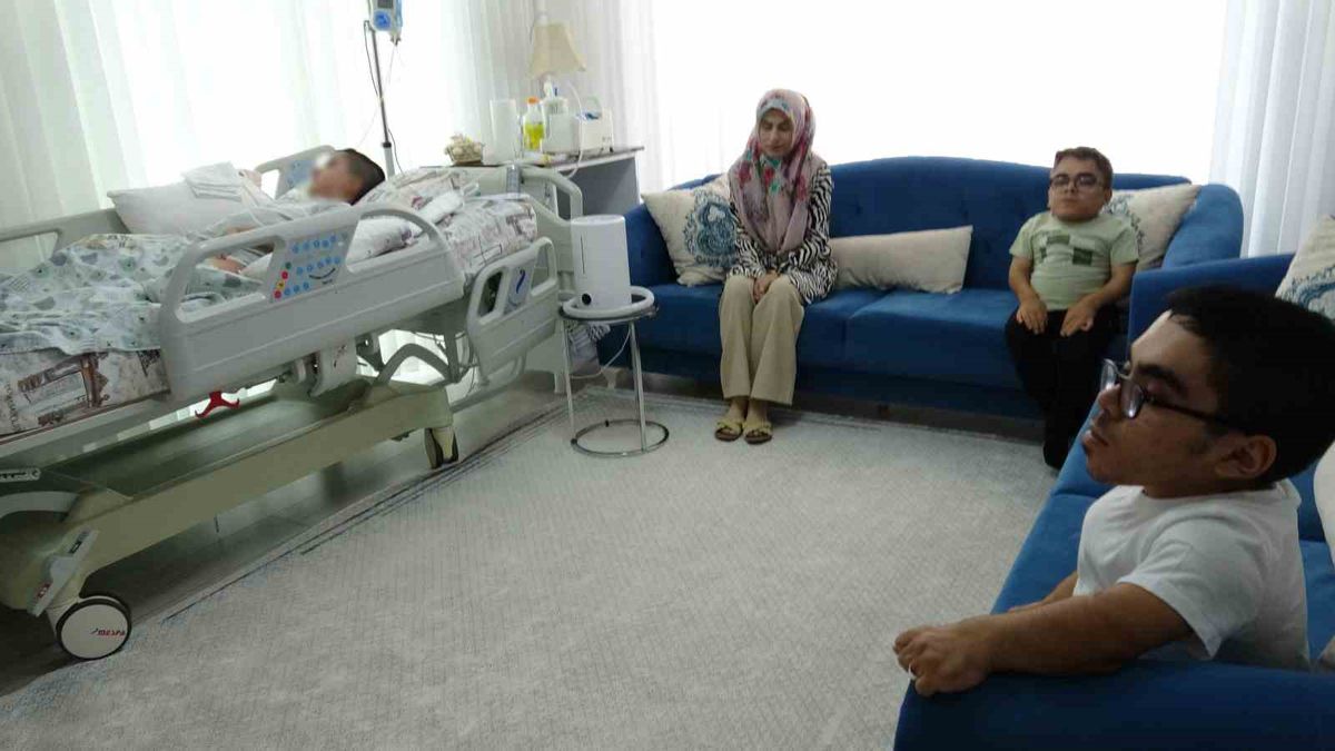 Üç Engelli Çocuğun Kahraman Annesi: 'Yoruldum, Yardım Bekliyorum'