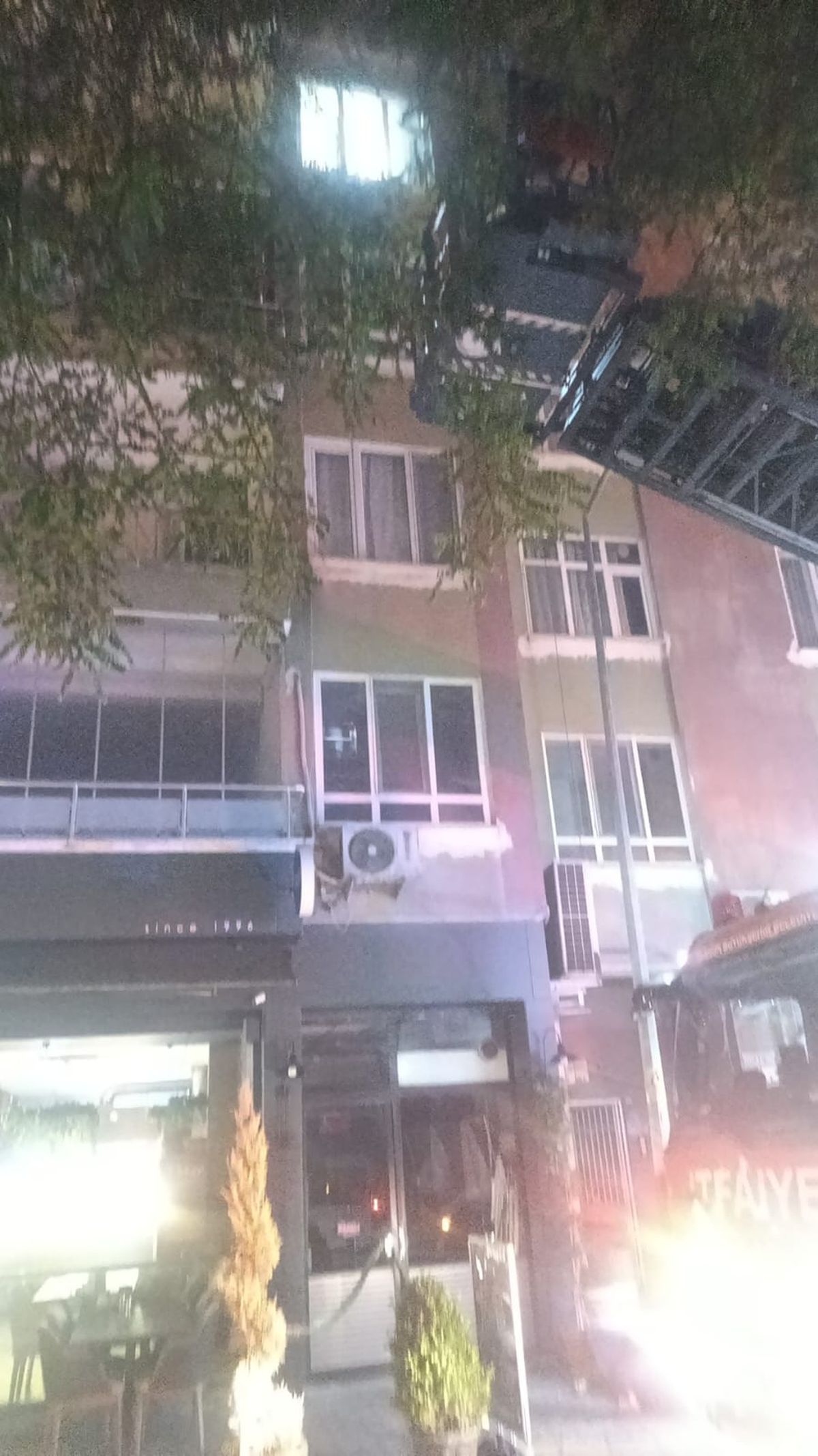 Bafra'da Balkondan Düşen Genç Kadın Hayatını Kaybetti