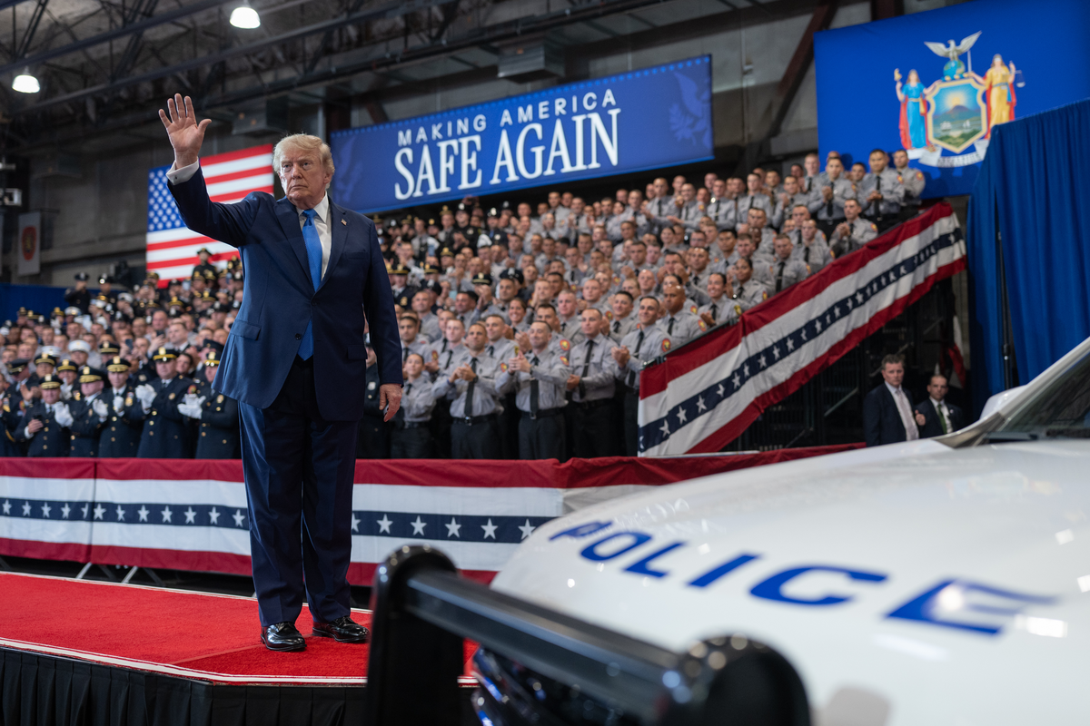 Trump: Hürmüz Boğazı'nı ABD toprağı ilan edeceğim; İran: Tweetle ele geçirilemez