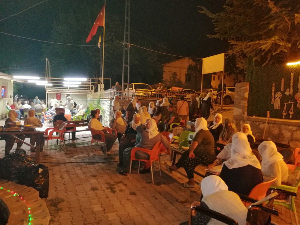 Ağın'da kültür ve sanat sergisi düzenlendi