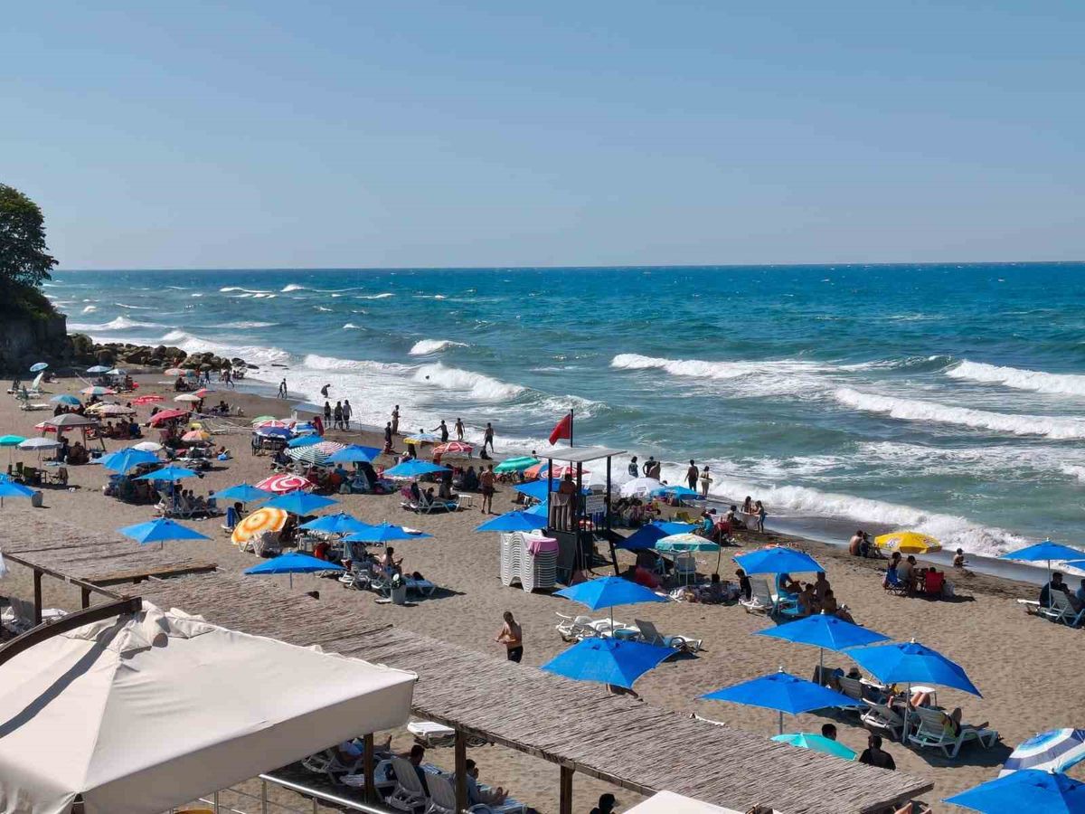 Akçakoca'da Denize Giriş Yasağı