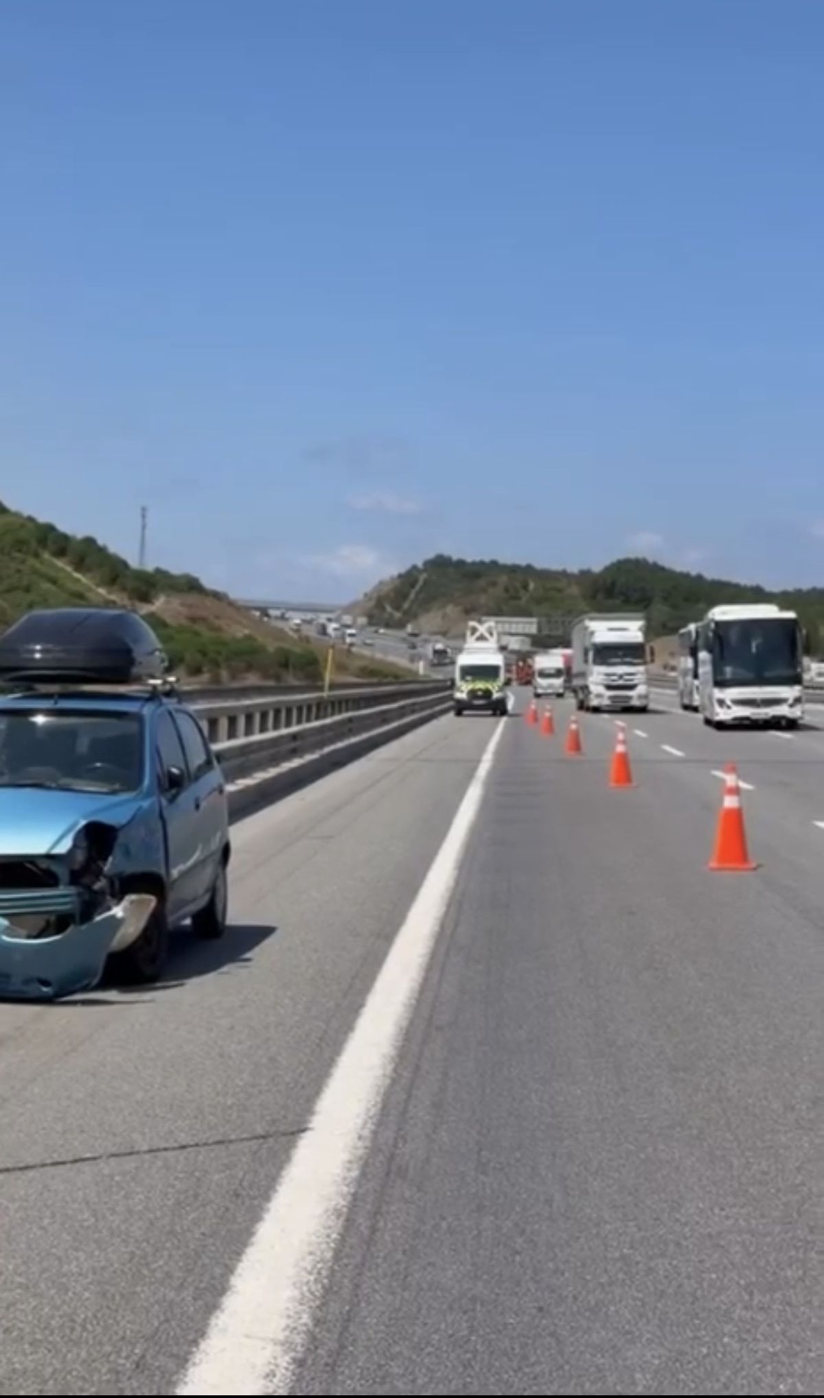 Kuzey Marmara Otoyolu’nda Otomobil Otobüse Çarptı: 1 Yaralı