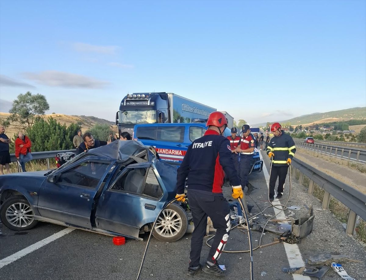 Bolu'da trajik kaza: Anne ve oğul hayatını kaybetti