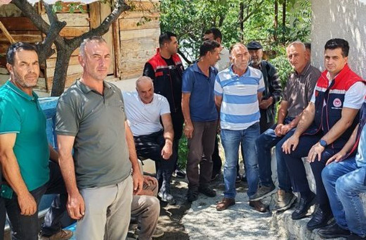 Erzurum’da ‘Cuma Buluşmaları’ ile Üreticilere Yerinde Tarım Eğitimi