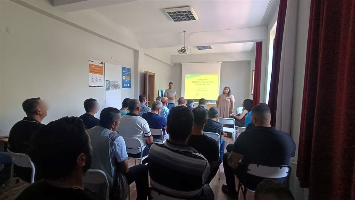 Eskişehir'de İş Arama Becerileri Semineri Düzenlendi