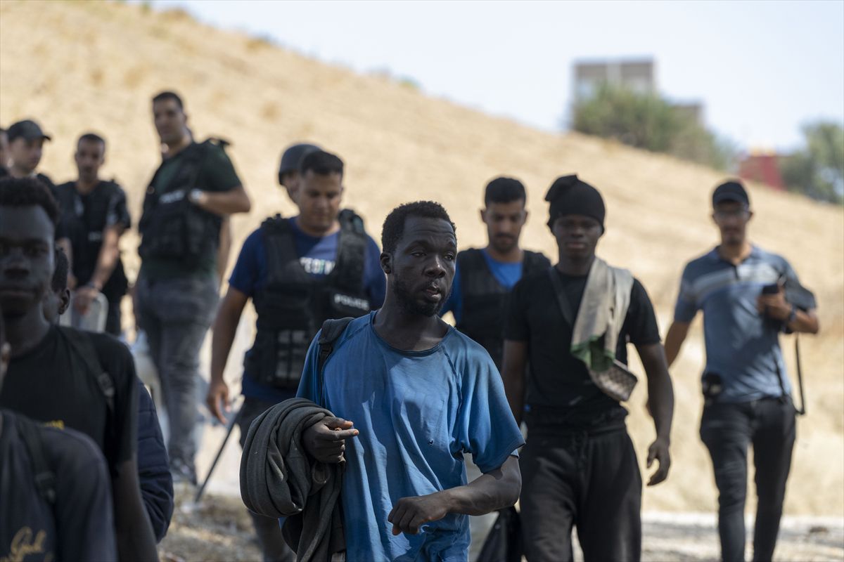Fas, Ceuta'ya Toplu Geçiş Girişiminde 111 Kişiyi Gözaltına Aldı