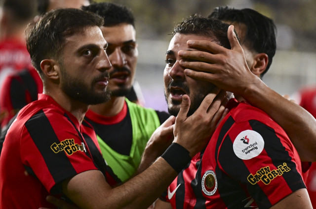 fenerbahceye sezonun ilk soku 20148797 3567 1 m