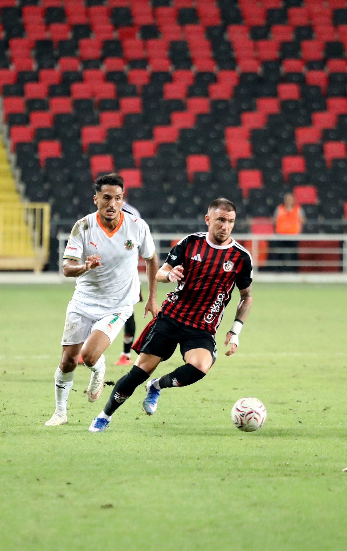 Gaziantep FK 1-1 Alanyaspor: İlk Haftada Beraberlik