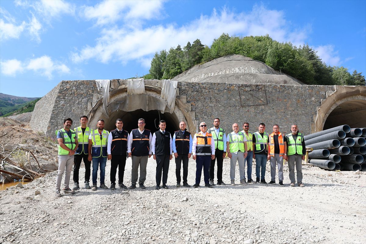 Sivas Valisi Geminbeli Tüneli'nde İncelemelerde Bulundu