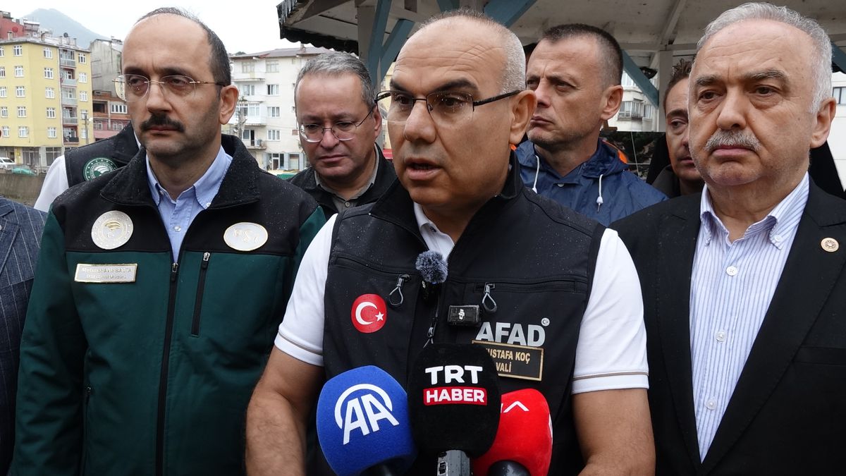 Keşap'ta Sel Kayıpları İçin Arama Çalışmaları Sürüyor