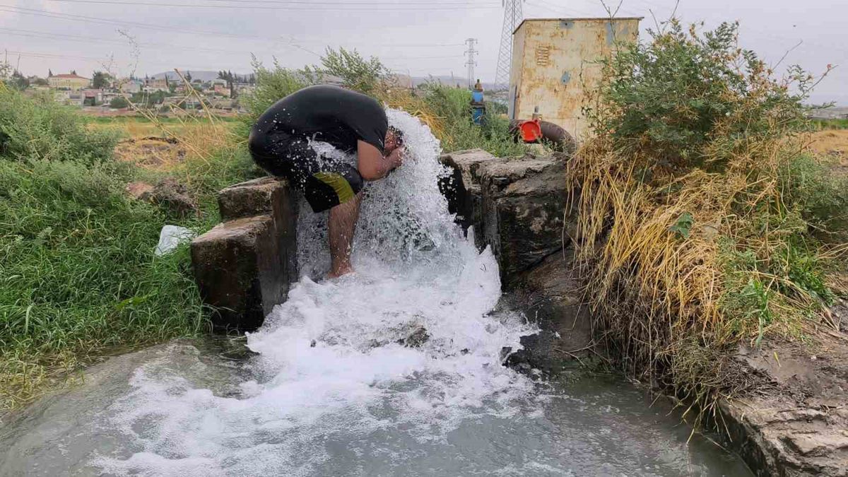 Hatay'da Sondaj Suyunda Serinleme Keyfi