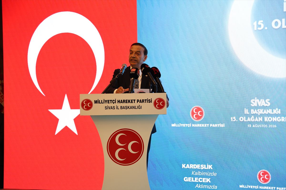 MHP Sivas İl Başkanlığı Kongresi'nde Hakan Uygun Güven Tazeledi