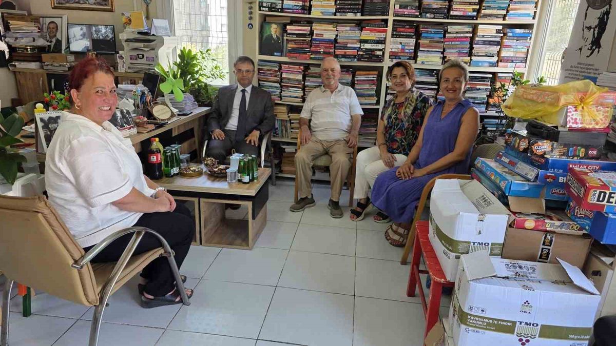 Kaymakam Öztürk, Paşakent Mahallesi Muhtarlığını Ziyaret Etti