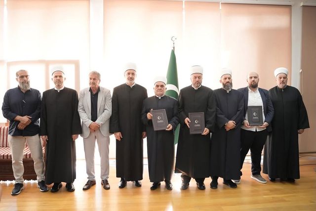 sirbistan da iki islam birligi teskilati yakl 3 20147946 o