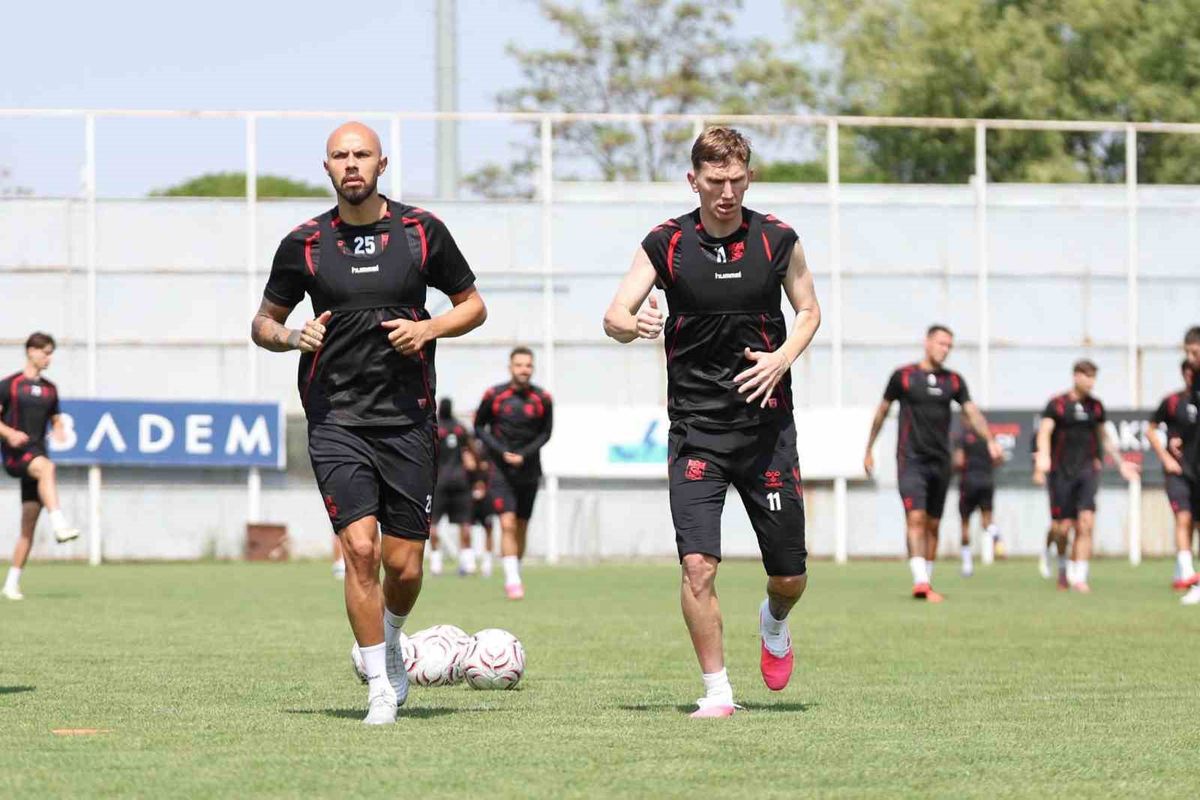 Sivasspor, Kayserispor Maçı İçin Kayseri'ye Gidiyor