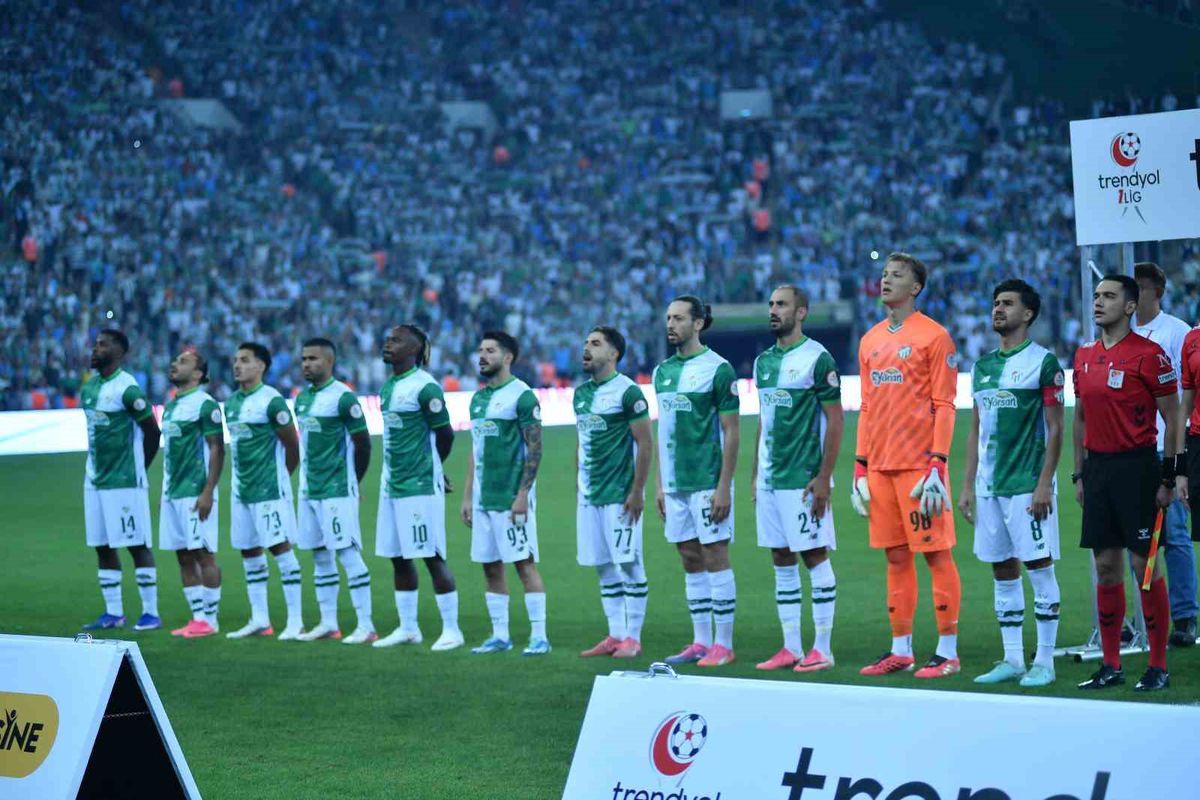 Bursaspor evinde Iğdır FK'yı 1-0 geçti