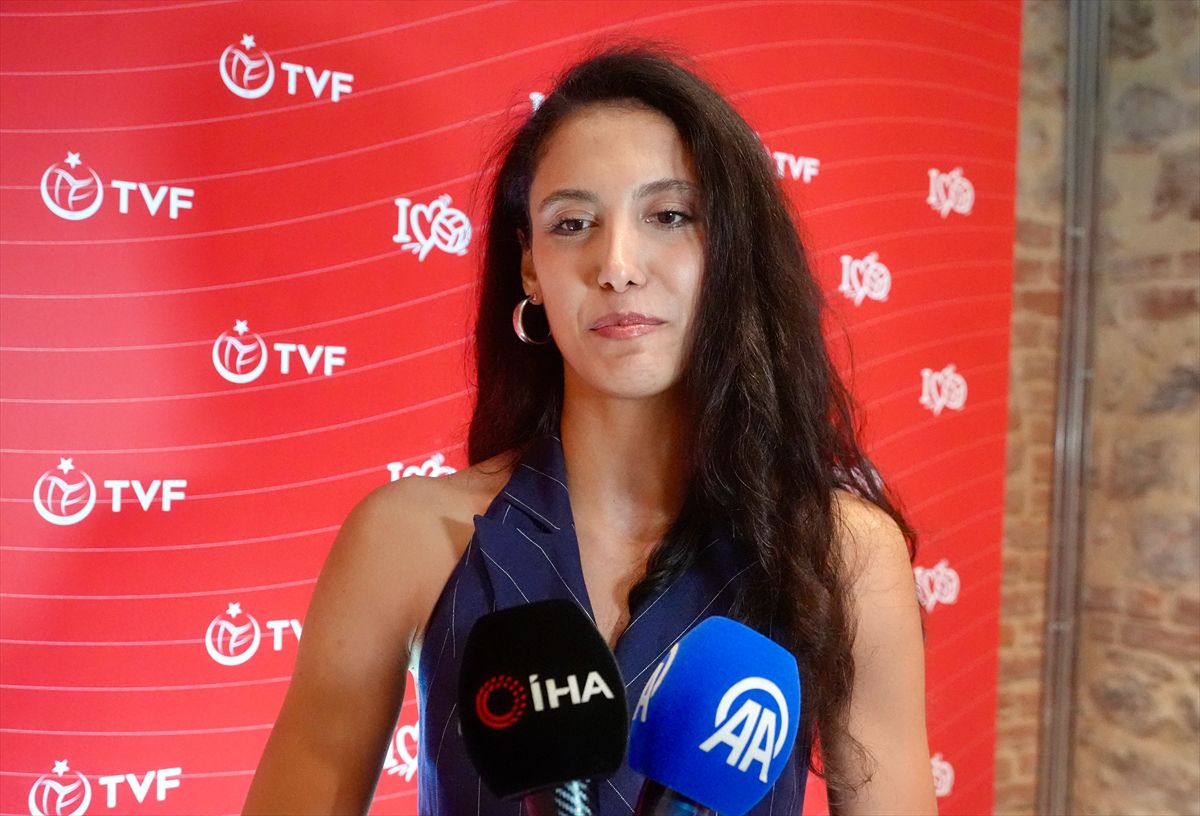 Milli Voleybolcular Avrupa Şampiyonası İçin Kupa Hedefliyor